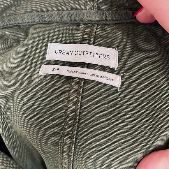 Cargo Jacket - Picture 4 of 5